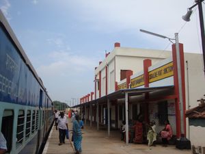 쿠달로르 항만 분기점