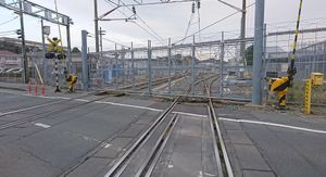 니시이바 제1 건널목의 동쪽 공장 측