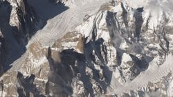 스카이샛 위성에서 본 트랑고 타워