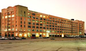 아메리칸 어패럴 LA 공장 외부 모습.