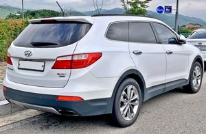 현대 맥스크루즈 후측면