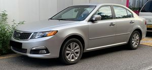 기아 로체 이노베이션 (2010년형) 정측면