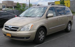 현대 엔투라지 정측면