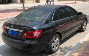 현대 링샹 후측면