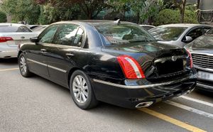 기아 오피러스 프리미엄 후측면