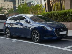 현대 더 뉴 i40 (왜건, 2018년형) 정측면