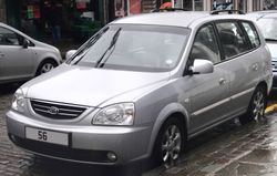 기아 카렌스 Ⅱ (전기형) 정측면