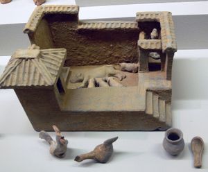 한나라 돼지 우리 도자기 모형