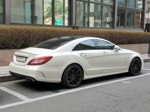 메르세데스-벤츠 CLS 63 AMG (C218, 후기형) 후측면