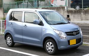 마쓰다 AZ-왜건 4세대 전면부