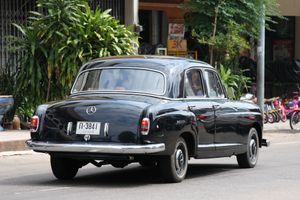 1950년대 W180 폰톤