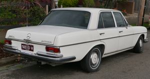 메르세데스-벤츠 280 S