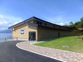 야마나시현에서 대여받은 쿠니마스를 전시하는 다자와호 쿠니마스 미래관