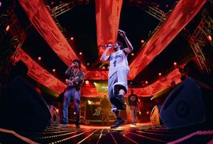 릴 디키가 2014년 SXSW에서 공연하고 있다