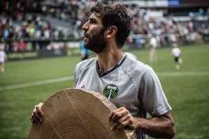 발레리는 포틀랜드에서 뛰는 동안 MLS MVP와 MLS컵 MVP를 모두 수상했다.