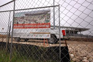 2022년 매칼라 역 공사 진행 상황