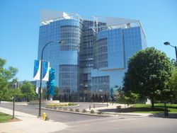 굿이어 폴리머 센터