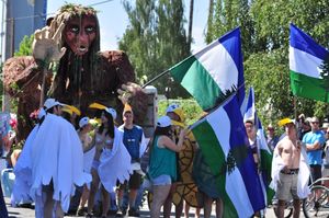 2015년 시애틀 프리몬트 솔스티스 퍼레이드에서 빅풋을 주제로 한 선박.