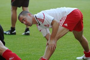 리버풀에서 몸을 풀고 있는 조 콜