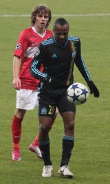 앙드레 아유, 2010-2011 UEFA 챔피언스 리그에서 마르세유 소속으로 뛰는 모습