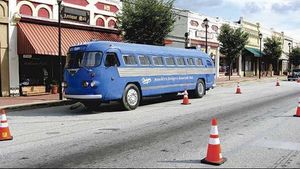 영화에 사용된 브루클린 다저스 테마 버스