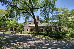 스카스데일 공공 도서관