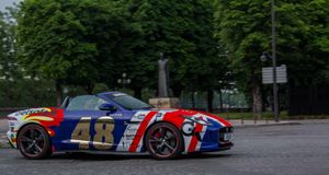 재규어 프로모션 캠페인의 일환인 유니언 잭 리버리의 F-타입