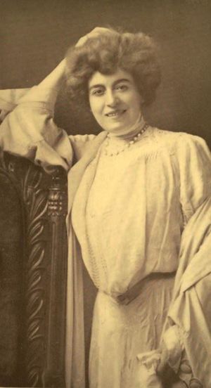 벨라스코 극장의 많은 쇼에 출연한 레슬리 카터 부인