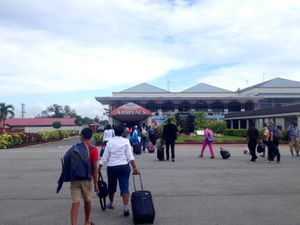 2014년 7월, 체디 자간 국제공항에 도착하는 승객들