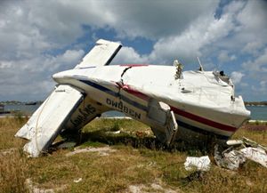 스카이웨이 엔터프라이즈 7101편 잔해