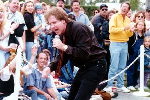 플로리다에서 공연하는 머니