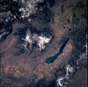 국제 우주 정거장(ISS)에서 촬영한 헬레나(몬태나주)의 2001년 우주 비행사 사진