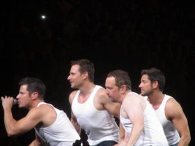 패키지 투어(2013년)