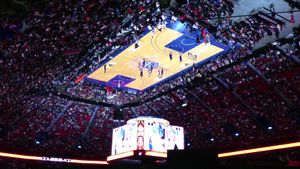 농구 경기장으로 변환된 벨 센터