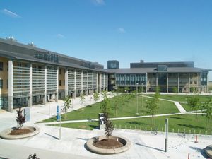 캘리포니아 대학교 머세드의 과학 및 공학 1 건물