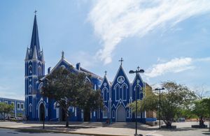 산타 바르바라 교회는 1888년에 완공되었다