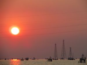 석유 구조물 (Costa Oriental del Lago Region)