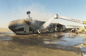 화재 진압 후 페덱스 익스프레스 14편의 잔해