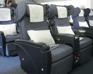이전 세대 777 BusinessFirst 좌석 (2010년에 교체)