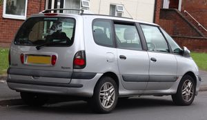 르노 에스파스 3세대 후측면