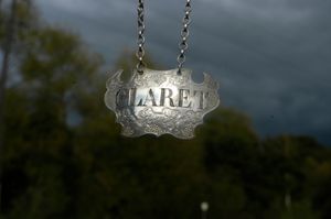 클라렛, 샌디랜드 드링크워터의 영국 은제 병 티켓