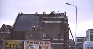 1980년 대형 화재 이후 런던 남부 창고에 있는 LFB 소방관들