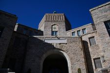 애슈빌 고등학교 정문