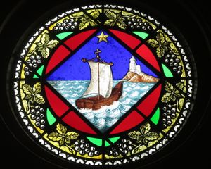 성 삼위일체 가톨릭 교회 (인디애나주 트리니티)의 성 베드로의 배를 묘사한 스테인드 글라스 창문