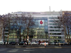 M6 본사, 뇌이쉬쉬르센 샤를 드 골가 89번가