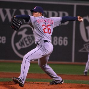 2008년 클리블랜드 인디언스에서 투구하는 벌링턴