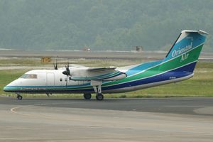 오리엔탈 에어 브리지 봄바디어 대쉬 8 Q200