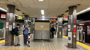 사카이스지선 승강장