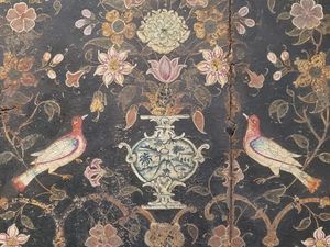 샬리마르 정원의 채색된 문 조각