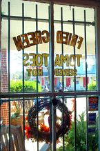 줄리엣, 조지아의 휘슬 스톱 카페 내부.